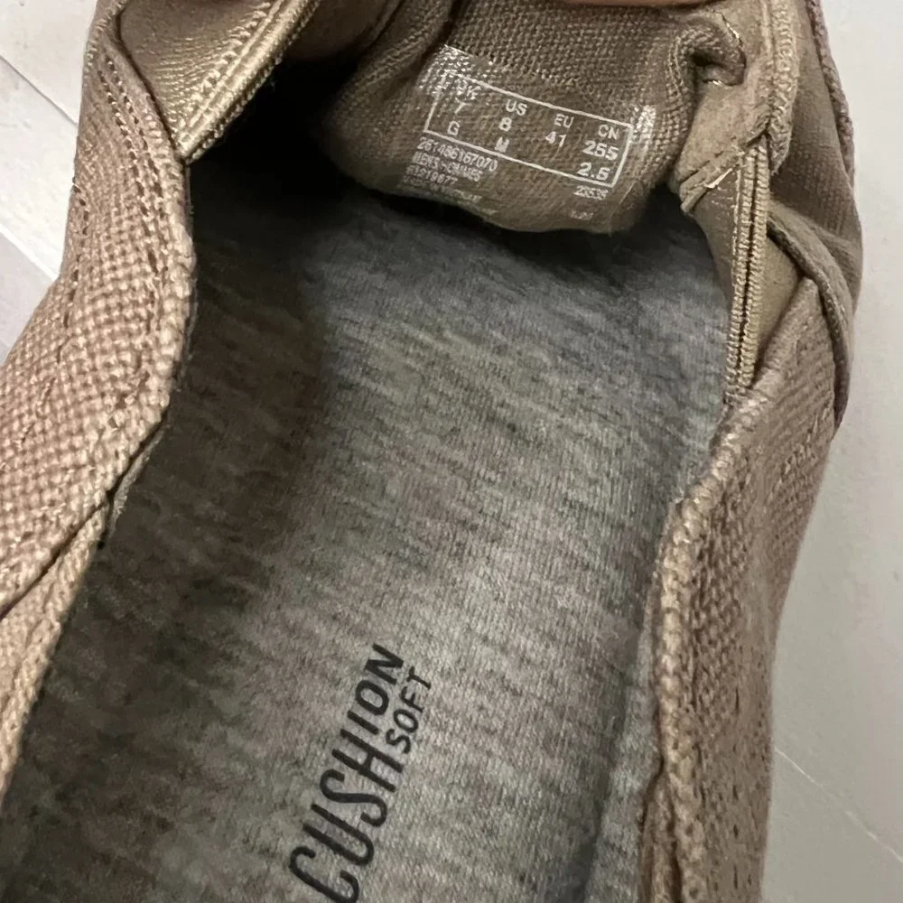 Cloudsteppers by Clarks manufacturer cloudsteppers